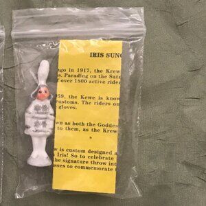 🕶️ Haydel’s King Cake Figure – Krewe of Iris Sunglasses (2017 Edition) - NWT